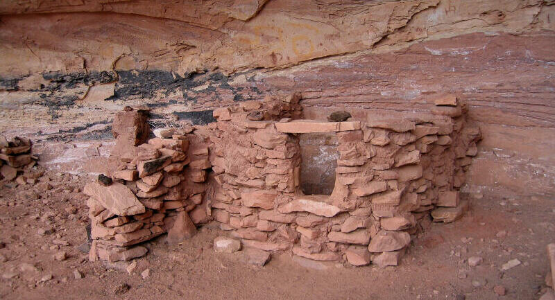 Anasazi Ruin in Bullet Canyon