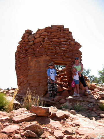 Mule Canyon Tower Cave