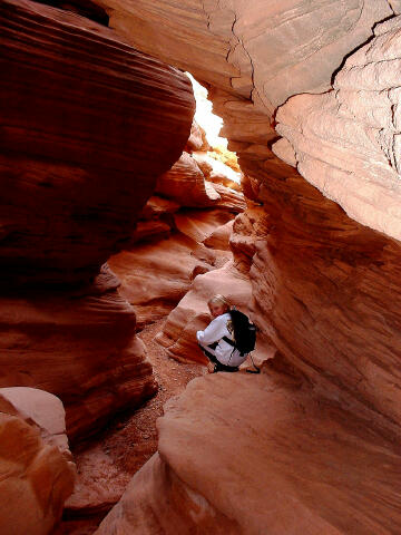 6 Year Old Stormy Discovers Crack Canyon